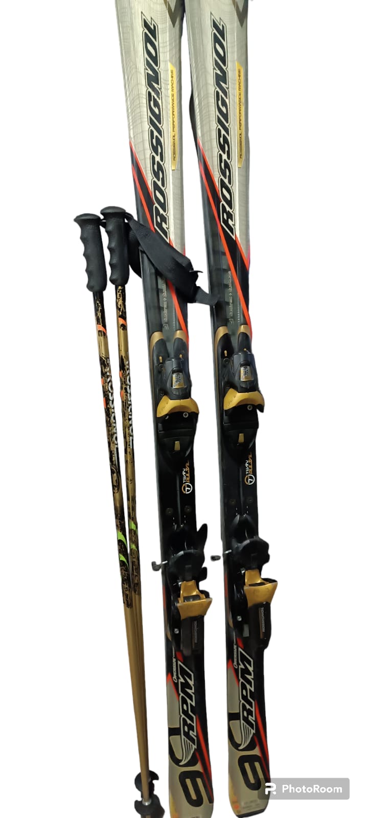 Sci rossignol RPM con racchette 167cm bacchette 116cm ottime condizioni
