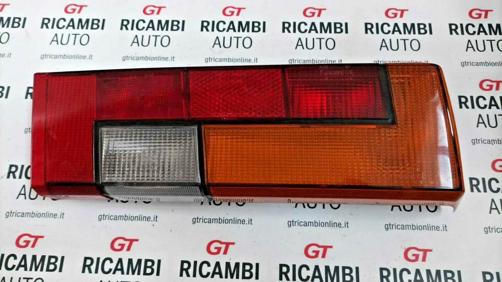 Alfa Romeo 33 1 serie (1983-1986) fanale posteriore destro originale Altissimo 319D
