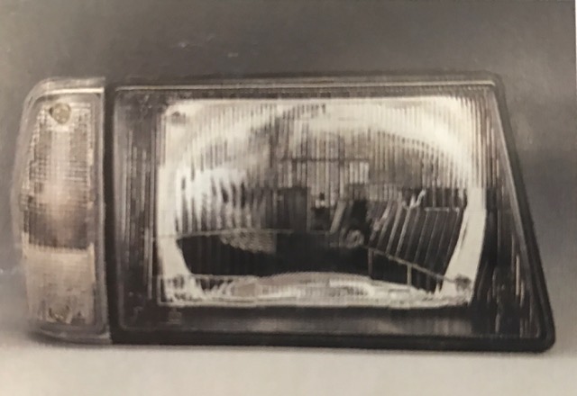 PROIETTORE DX LANCIA PRISMA 03 1985 05 1986