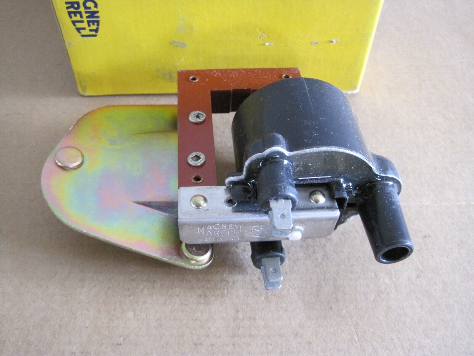 BOBINA ACCENSIONE MARELLI 60702904 - Maserati 2.24V/4.24V-Fiat Croma I/Delta I