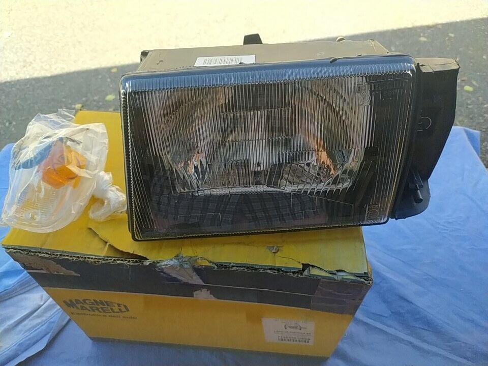 FARO ANTERIORE SX LANCIA PRISMA 1985 CARELLO 712035810009