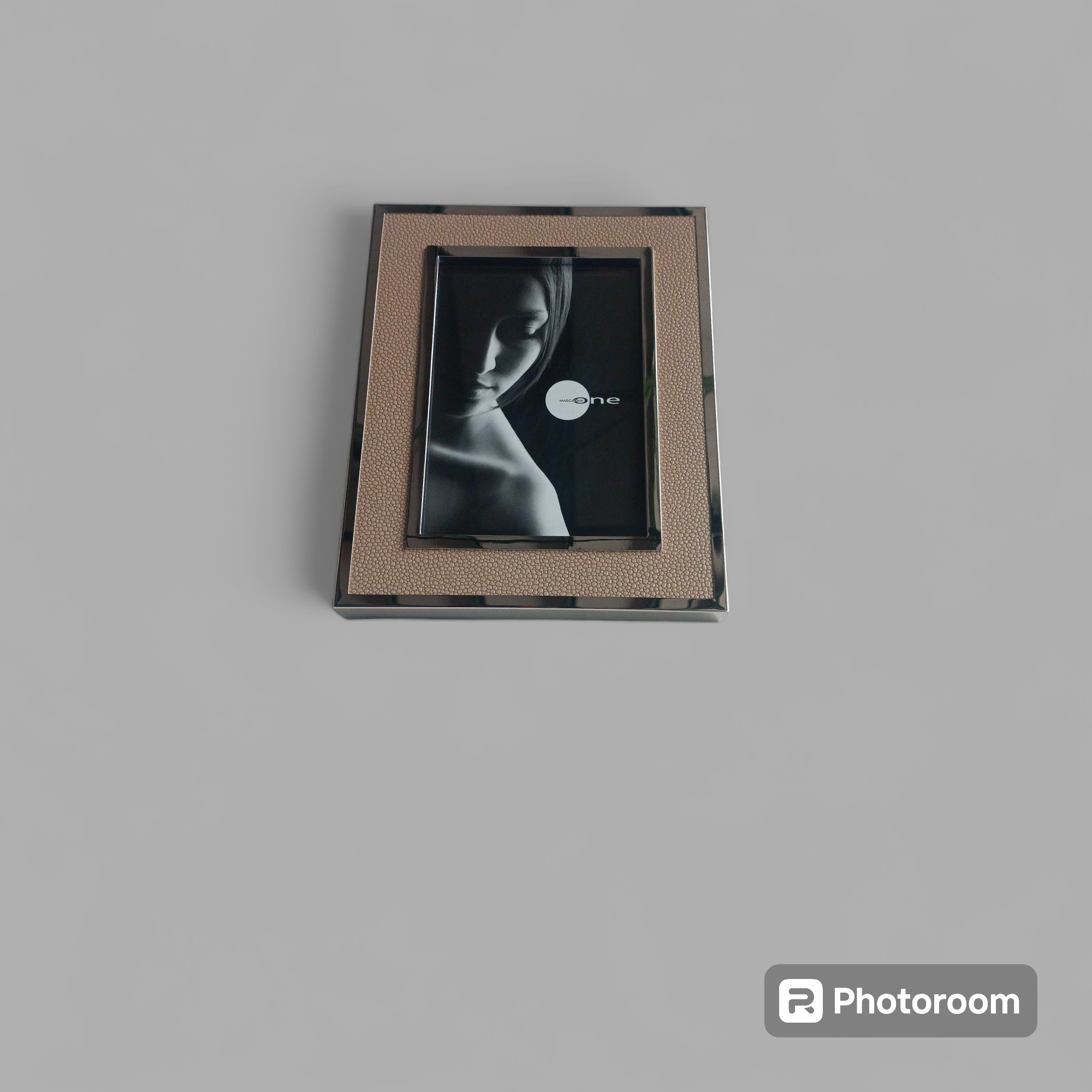 cornice quadro mascagni cromata 22.5x18.5