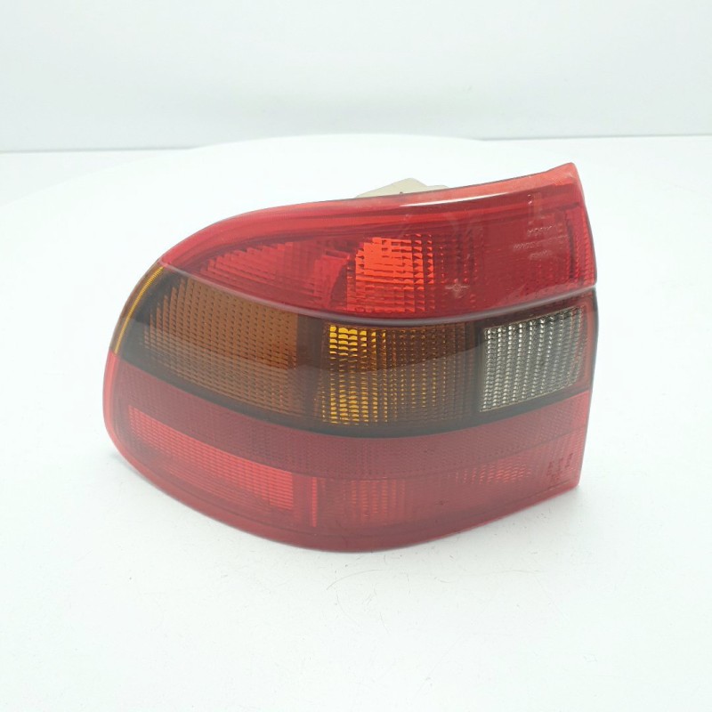 98299323 faro fanale gruppo ottico stop Opel Astra F 3volumi 1991-98 posteriore