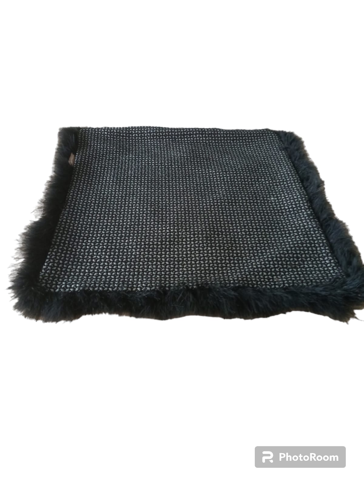 federa nera x cuscino con pelo