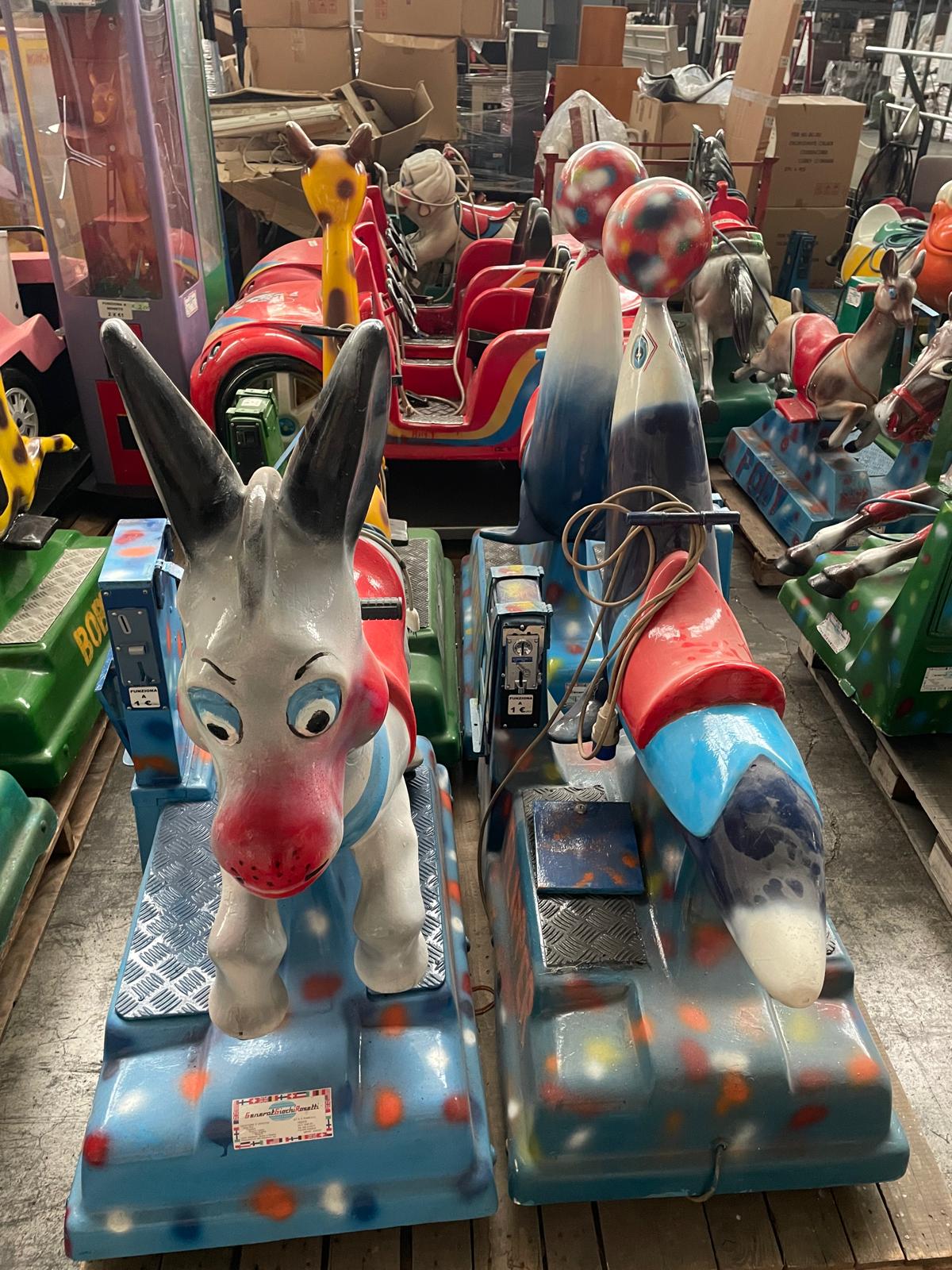 GIOSTRE A GETTONI PARCO DIVERTIMENTO BAMBINI