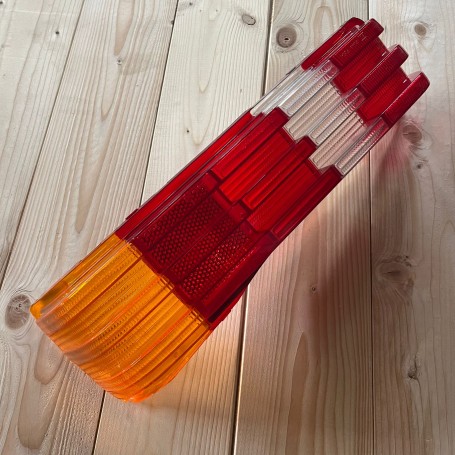 44605122 PLASTICA FANALE POST.SINITR MERCEDES W123