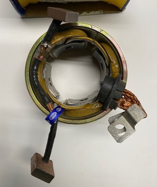MAGNETI MARELLI 83220131 CARCASSA C/CAMPI - GRUPPO CAMPI + SPAZZOLE MOTORINO AVVIAMENTO